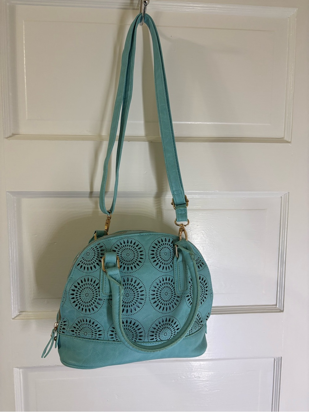 Under One Sky Turquoise Pattern Stencil Handbag w/ Detachable Crossbody Strap